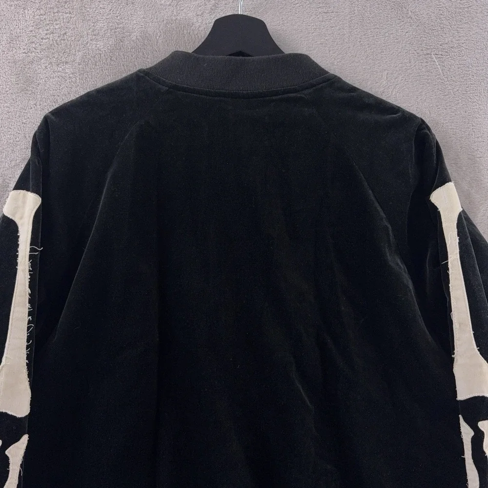 John’s By Johnny preowned good